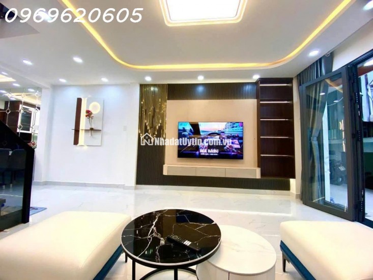 Bán Nhà 5 tầng Quận 7 Đường số 79 và Lâm Văn Bền phường Tân Quy