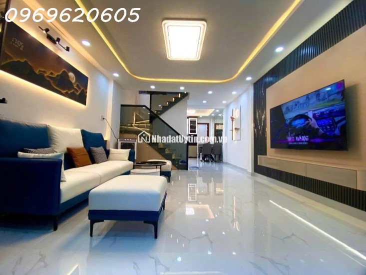 Bán Nhà 5 tầng Quận 7 Đường số 79 và Lâm Văn Bền phường Tân Quy