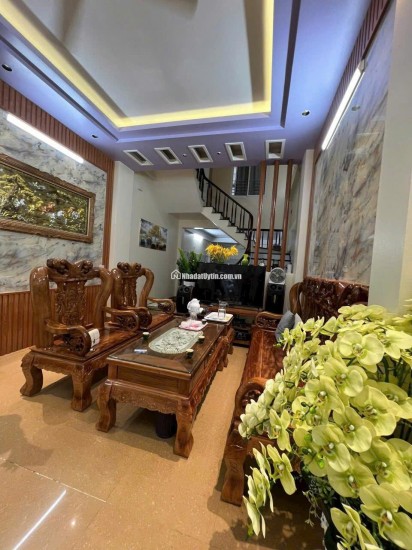 Nhà phố Cổ Linh - Dân xây - Ô tô - Mặt tiền khủng 6m - 7.9 tỷ