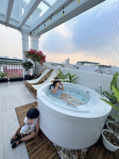 NHÀ ĐẸP- GIÁ TỐT - Vị Trí Đắc Địa Tại Khu Đấu Giá Ngõ Cổng Kiến Hưng, Hà Đông DT 50m2x 7T giá 16.3 tỷ