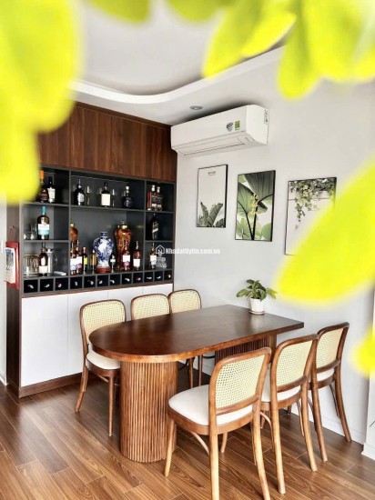 NHÀ ĐẸP- GIÁ TỐT - Vị Trí Đắc Địa Tại Khu Đấu Giá Ngõ Cổng Kiến Hưng, Hà Đông DT 50m2x 7T giá 16.3 tỷ