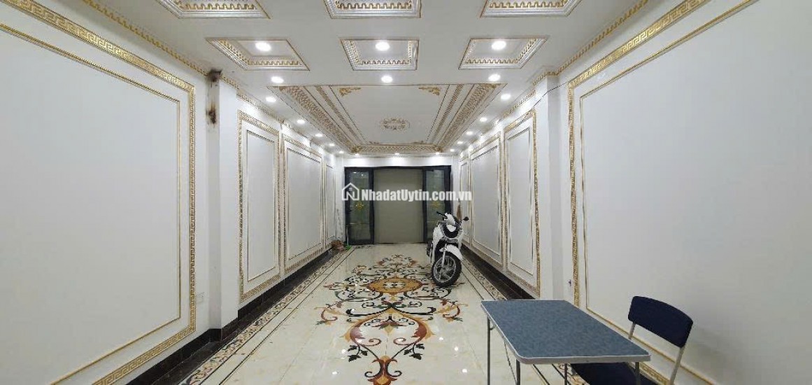 MẶT PHỐ BÁT KHỐI,LONG BIÊN 16tỷ 75m GARA OTO,THANG MÁY,NHÀ DÂN XÂY ĐẸP