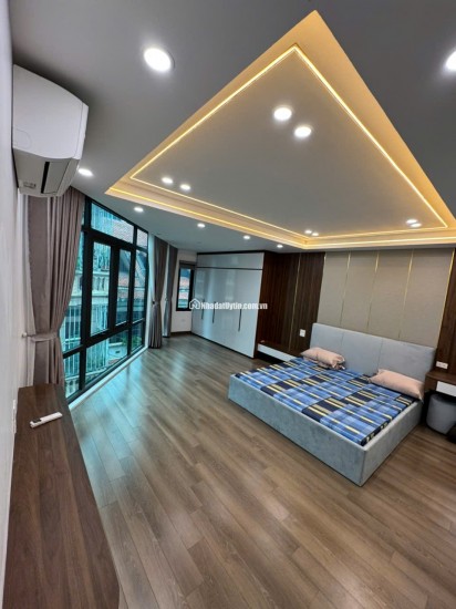 NGUYỄN VĂN CỪ, LONG BIÊN - 50M2 x 6 TẦNG- Ô TÔ VÀO NHÀ - THANG MÁY- 1KM RA CẦU CHƯƠNG DƯƠNG, 400M RA BỆNH VIỆN QUỐC TẾ, FULL NỘI THẤT TRANG TRỌNG
