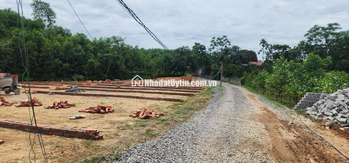 ĐẤT ĐẸP 3 MẶT GIAO THƯƠNG – GẦN CÁP TREO CHÙA TIÊN