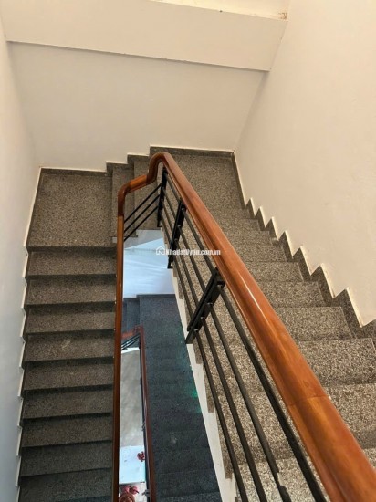  MẶT TIỀN TÔN ĐẢN- 3 TẰNG  – TT CẨM LỆ- 5.8T
 Vị trí đắc địa- sau bến xe – gần chợ, trường, khu dân cư đông đúc
 Diện tích: 106m² (ngang