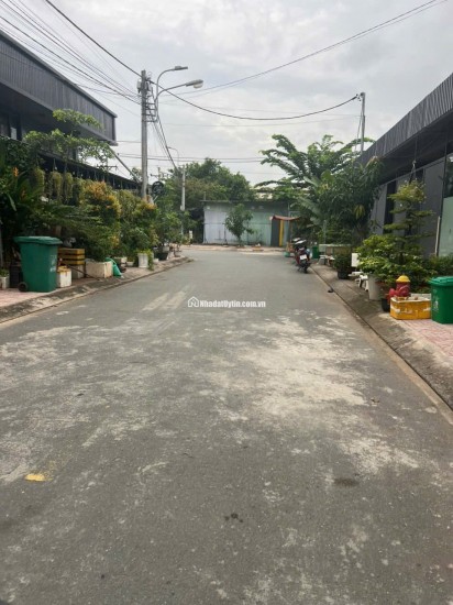 BÁN NHÀ MỚI, XE HƠI NGỦ TRONG NHÀ, BƯNG ÔNG THOÀN, PHÚ HỮU, TP THỦ ĐỨC - 4 TẦNG 4PN - DIỆN TÍCH 60m2 VUÔNG VỨC A4