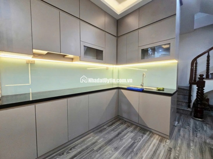 Chính chủ cần bán nhà Mỹ Đình-Nam Từ Liêm-HN-5 tầng 30m² mt 3,9m, ngõ nông, nhà đẹp, nội thất VIP, 6,8 tỷ