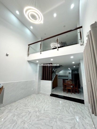 Nhà Lô Góc không lộ giới, hẻm xe tải đường Trần Xuân Soạn Quận 7