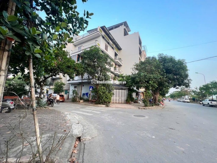  BÁN NHÀ DÂN XÂY – VỊ TRÍ ĐẸP – TRUNG TÂM THANH TRÌ 
