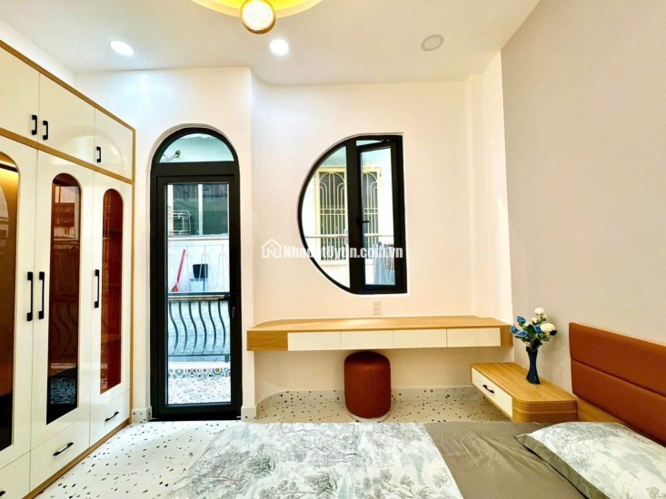 HIẾM! NHÀ ĐẸP SÁT MT PHÚ NHUẬN 27M2 - NHỈNH 5 ĐỒNG