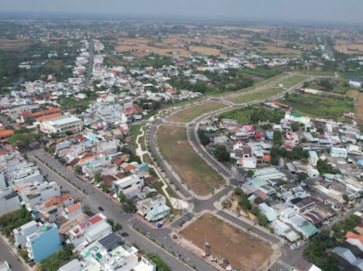 Săn ngay lô đất vàng – giá rẻ nhất khu vực