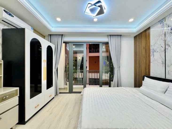 PHAN HUY ÍCH, GÒ VẤP - NHÀ 5 TẦNG - CÓ THANG MÁY - HẺM XE HƠI