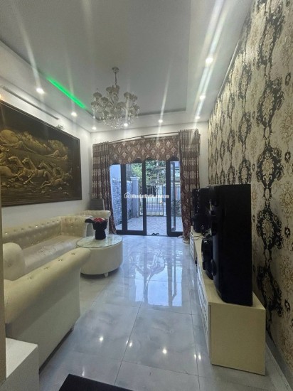 *NHÀ VIP KHU TRUNG TÂM VŨ TRỌNG PHỤNG - 7,X TỶ ĐỒNG - LH: 0917361553*
