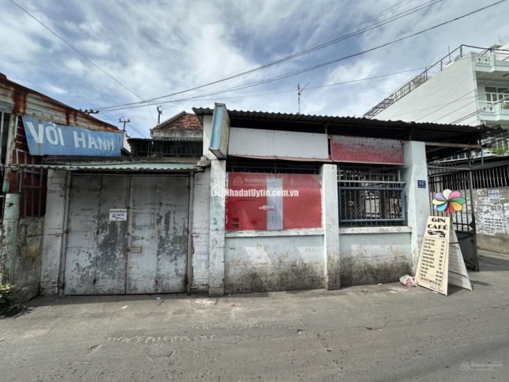 CHO THUÊ NHÀ LÔ GÓC 2 MẶT TIỀN – PHÙ HỢP KINH DOANH TẠI ĐƯỜNG ĐOÀN TRẦN NGHIỆP – NHA TRANG GIÁ 15 TRIỆU  / 1 THÁNG