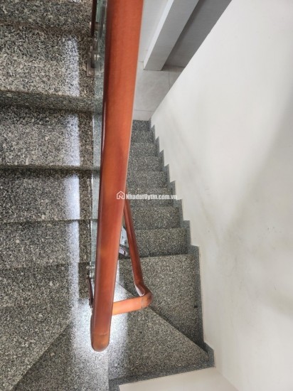 NHÀ HẺM XE HƠI NGAY VÕ VĂN HÁT - BTCT 3 TẦNG 60M2 (4X15M) - NGAY ĐH TÀI CHÍNH MARKETING - LONG TRƯỜNG THỦ ĐỨC - NHÀ MỚI ĐẸP Ở NGAY - GIÁ CHỈ 5.3 TỶ