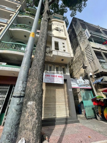 Chính Chủ Bán Mặt Tiền Nguyễn Tri Phương, P.9, Q.5. Dt: (3.7 X 13.8m ), Chỉ 25 Tỷ, Tell: O911.16O.692