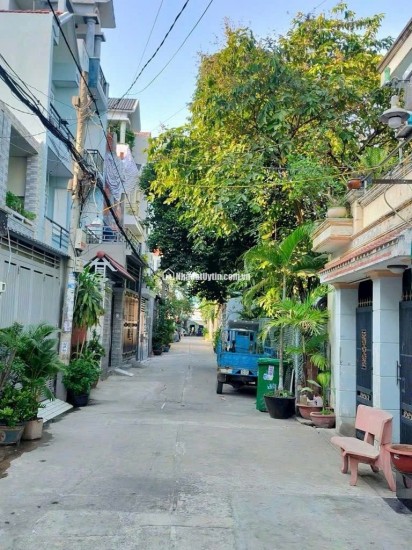 Nhà 5 tầng đẹp không tì vết, Bình Trị Đông, Bình Tân