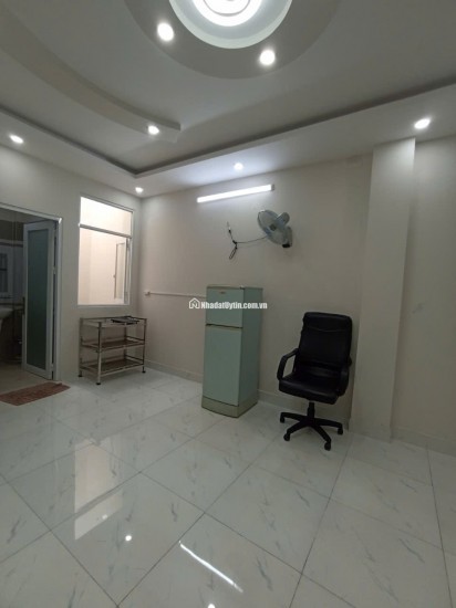 PHÒNG FULL NỘI THẤT  QUẬN 12  GIỜ GIẤC TỰ DO CHỈ 3,2 TRIỆU/ THÁNG