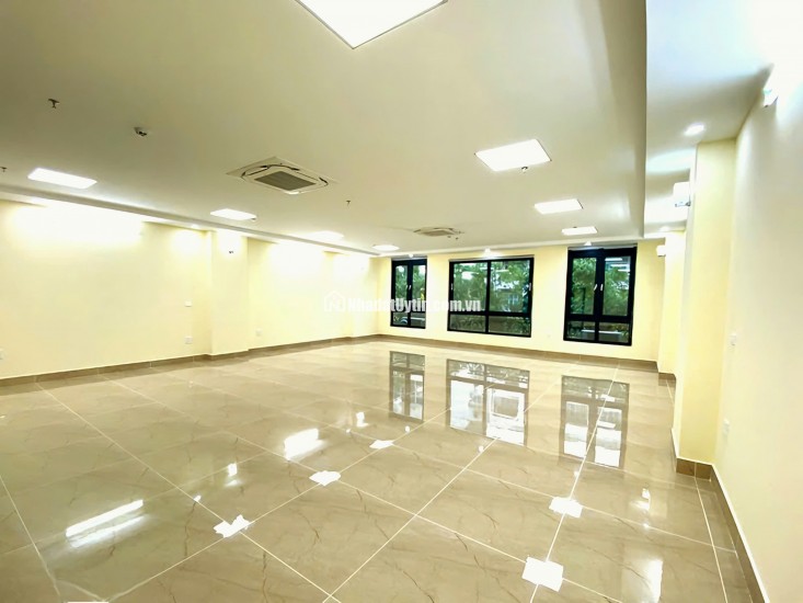 Bán mặt phố Láng Hạ - DT 115m2 XD 5 tầng - MT 5.4m - vuông vắn - 2 mặt thoáng - vị trí vànG