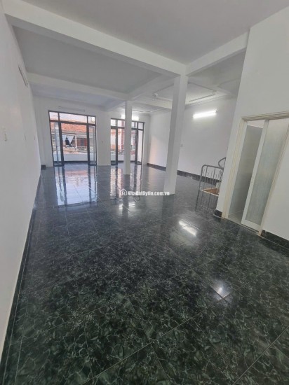 Cho thuê Mặt bằng kinh doanh nhà nguyên căn mặt đường số 91 Đặng Tất Thành phố Nha Trang, Khánh Hòa