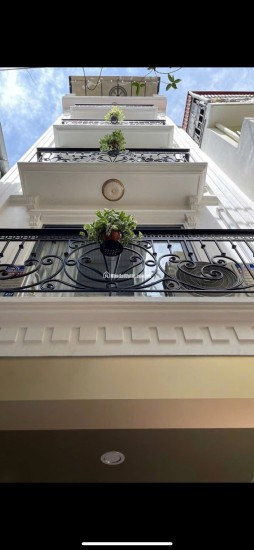 Tây Hồ 2 thoáng, 32 m, 5 tầng, oto ngủ trong nhà, nhà đẹp ở ngay!