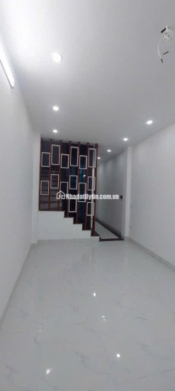 Siêu phẩm Tây Hồ 54m, 5 tầng thang máy, oto đỗ cửa đường trước nhà 5m!