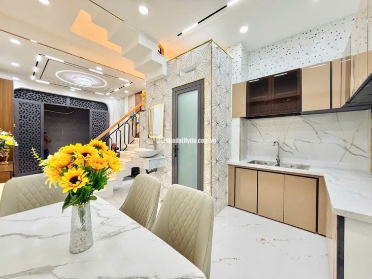 GÒ VẤP NGAY LÊ VĂN THỌ -  A4 2 TẦNG  full Nội Thất - NHÀ SIÊU MỚI SIÊU ĐẸP GIÁ HẠT DẺ Nhỉnh 3 Tỏi