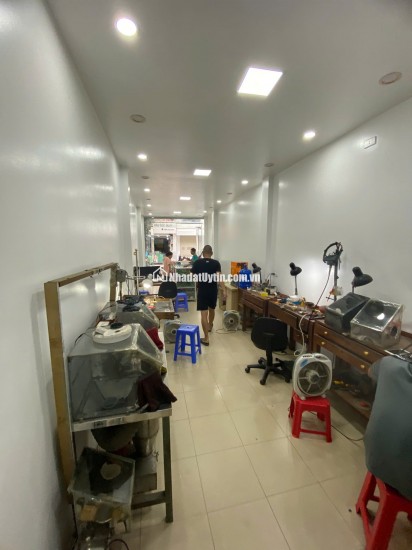 Bán nhà mặt đường Lê Hoàn - Cao Thắng - Tống Duy Tân