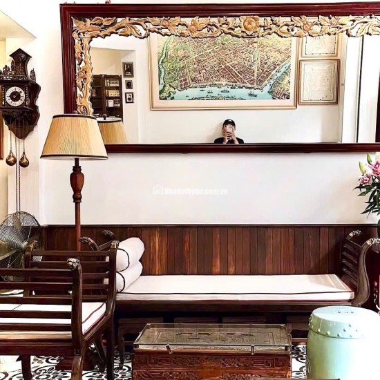 28 Triệu: thuê nguyên căn Quận 1- ĐIỆN BIÊN PHỦ CMT8- cao 5 tầng thông suốt có Lửng. VŨ 0933910039
