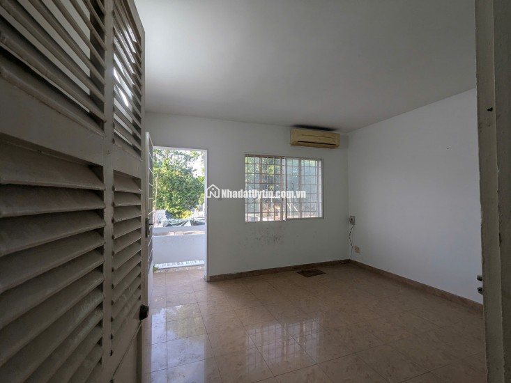 Hiếm! Cần Cho Thuê Căn Hộ Trung tâm Quận 3, Tp. Hồ Chí Minh - 70m² 2PN chỉ 12tr/tháng