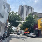 Bán nhà mặt đường Lê Hoàn - Cao Thắng - Tống Duy Tân