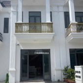 CẦN TIỀN ĐẦU TƯ BÁN NHANH  NHÀ MẶT TIỀN MỚI XÂY DT : 73,6M2 PHƯỜNG THẠNH PHƯỚC - THỊ XÃ TÂN UYÊN