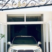 22 Triệu: nguyên căn XE HƠI TRONG NHÀ- Hoàng Hoa Thám- 3 Tầng 4 Phòng- Bếp & 4 Máy Lạnh. 0933910039