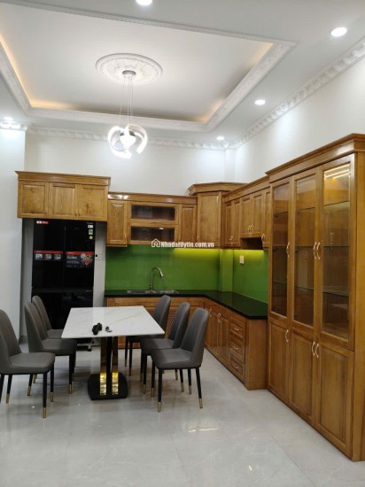 Nhà 1 trệt 2 lầu 12x8,5 Xây dựng 8x8,5 BTCT 4PN 4WC, có Gara Ô tô riêng