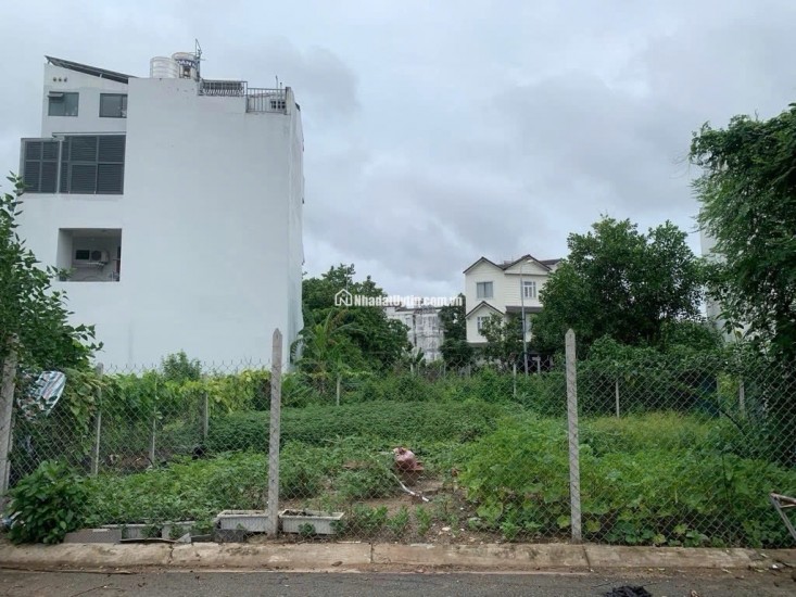 LÔ ĐẤT 180M2 NGANG 10M  NỞ  HẬU, VIEW  SÔNG, KHU  BIỆT  THỰ VIP Q2, CẠNH LAKE  VIEW NOVALAND