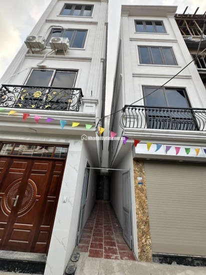 Bán nhà Đại Cát Liên Mạc 35m, 4 tầng Ô TÔ đỗ cửa
