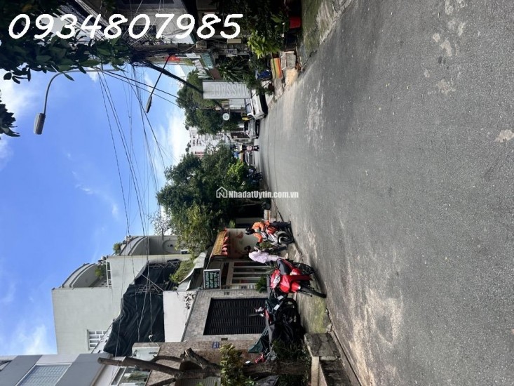 PHAN HUY ÍCH, HẺM KINH DOANH Ô TÔ QUAY ĐẦU, 70M2 NGANG 4 DÀI 18, CHỈ 7.5 TỶ,
