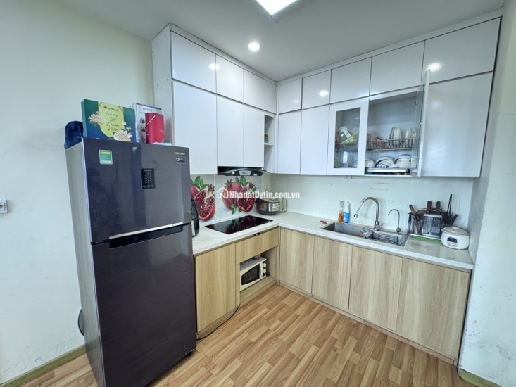  CĂN HỘ 89 PHÙNG - GẦN BV 103 – 2 NGỦ 2 VS SỔ ĐỎ CHUẨN 60M GIÁ 4x tỉ nhỏ