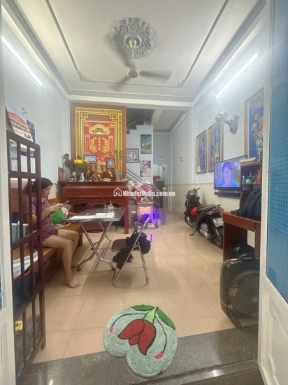 NHÀ ĐẸP 4 TẦNG  - BÌNH ĐÔNG - HOÀN CÔNG ĐỦ - KHÔNG QUY HOẠCH - CHỈ 5,2 TỶ