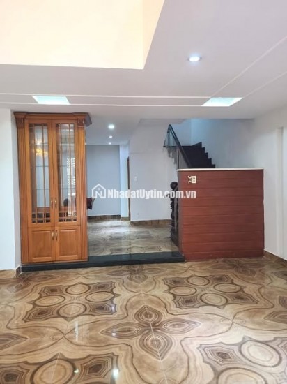 Nhà Bình Thạnh - Hẻm Xe Hơi 5 Tầng