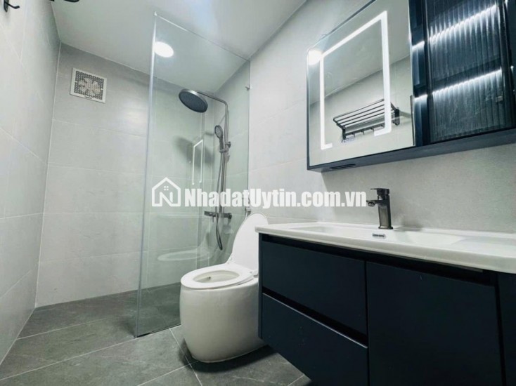 Nhà Đẹp, Nội Thất Xin Xò! Bán Nhà Trung Tâm Quận Đống Đa - Phố Trường Chinh