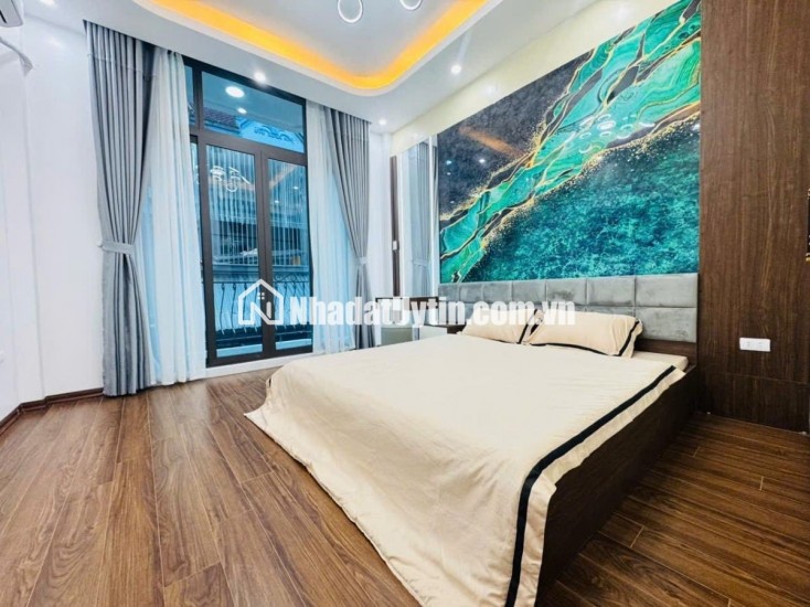 Nhà Đẹp, Nội Thất Xin Xò! Bán Nhà Trung Tâm Quận Đống Đa - Phố Trường Chinh