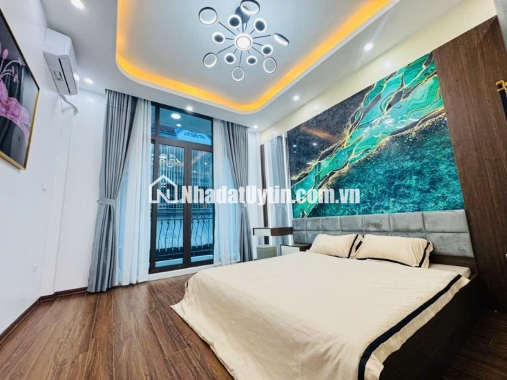 Nhà Đẹp, Nội Thất Xin Xò! Bán Nhà Trung Tâm Quận Đống Đa - Phố Trường Chinh