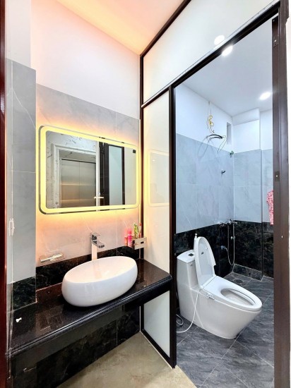 Bán nhà Trần Đại Nghĩa 5 tầng Thang máy, ô tô đỗ cửa, ngõ thông kinh doang văn phòng