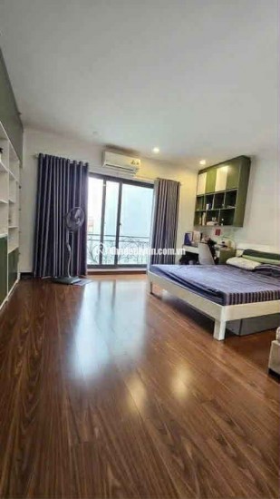 Hiếm Nhà Thạch Bàn 6 tầng – nội thất cao cấp – ô tô đỗ cửa