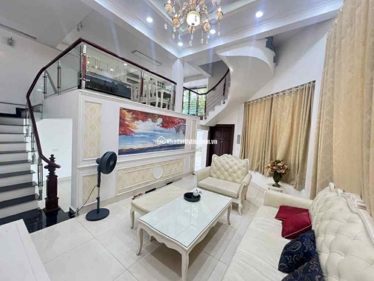 BIỆT THỰ THẠCH BÀN48m2 x5 TẦNG-LÔ GÓC-VỈA HÈ-GARA Ô TÔ-HỒ ĐIỀU HOÀ-FULL NỘI THẤT GIÁ HỢP LÝ