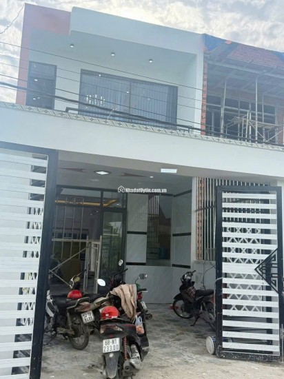  NHÀ MẶT TIỀN MỚI XÂY LIÊN ẤP 1A – 1B, XÃ LONG HÒA  