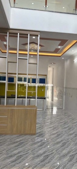  NHÀ MẶT TIỀN MỚI XÂY LIÊN ẤP 1A – 1B, XÃ LONG HÒA  