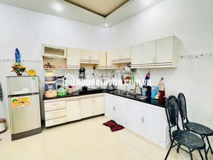 Nhà Mới 2 Tầng Gần Biển – Giá Chỉ 2 Tỷ 950 . diện tích 52m² Ngang 5.2m