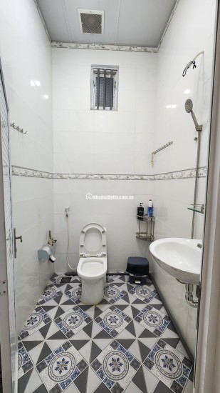 Nhà Đường Nguyễn Văn Quy, Hưng Phú, Cần Thơ: 270m², Sổ Hồng, Giá 3.2 Tỷ